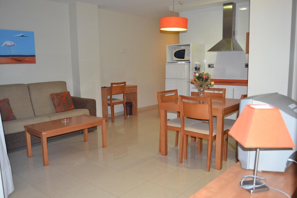 Aparthotel Bahia San Pedro del Pinatar Exterior photo