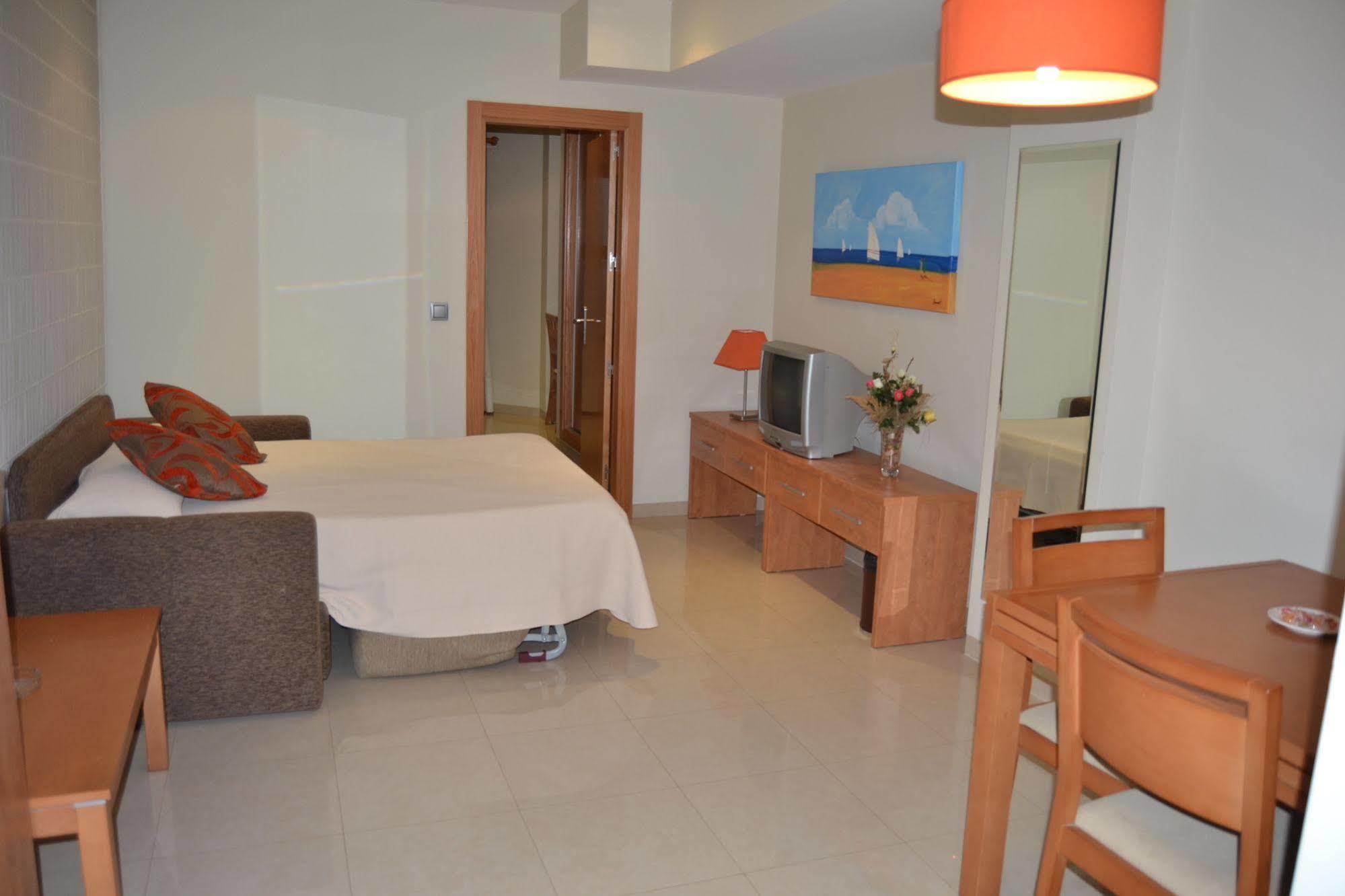 Aparthotel Bahia San Pedro del Pinatar Exterior photo